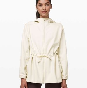 Lululemon Gotta Hustle Jacket in Light Ivory